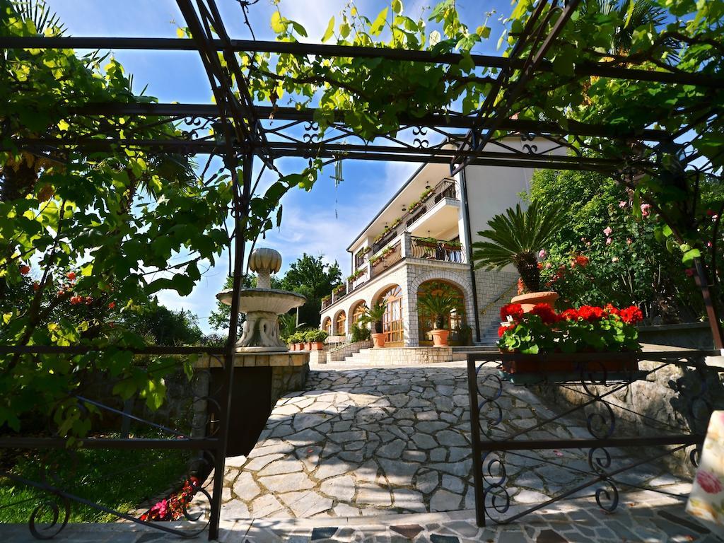 Villa Klaric Lovran Exterior photo